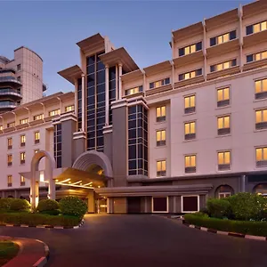 Hotel Mövenpick Hotel&apartments, Dubai